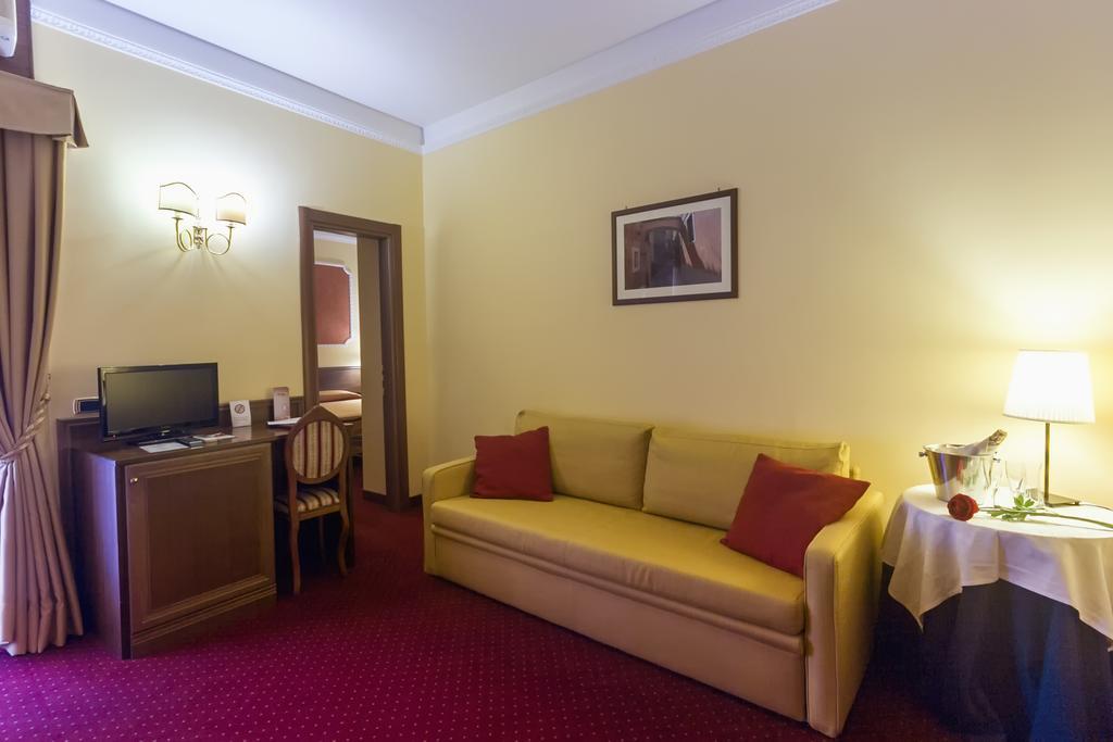 Hotel Antiche Terme Μπενεβέντο Εξωτερικό φωτογραφία